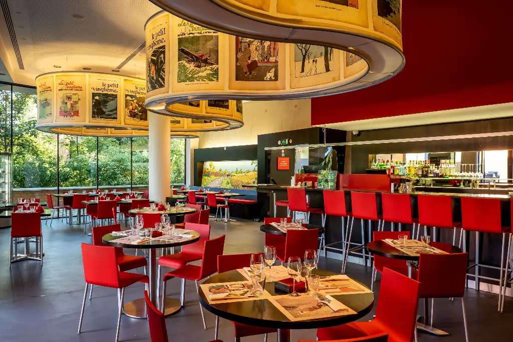 LE PETIT VINGTIÈME (CAFÉ-RESTAURANT DU MUSÉE HERGÉ)